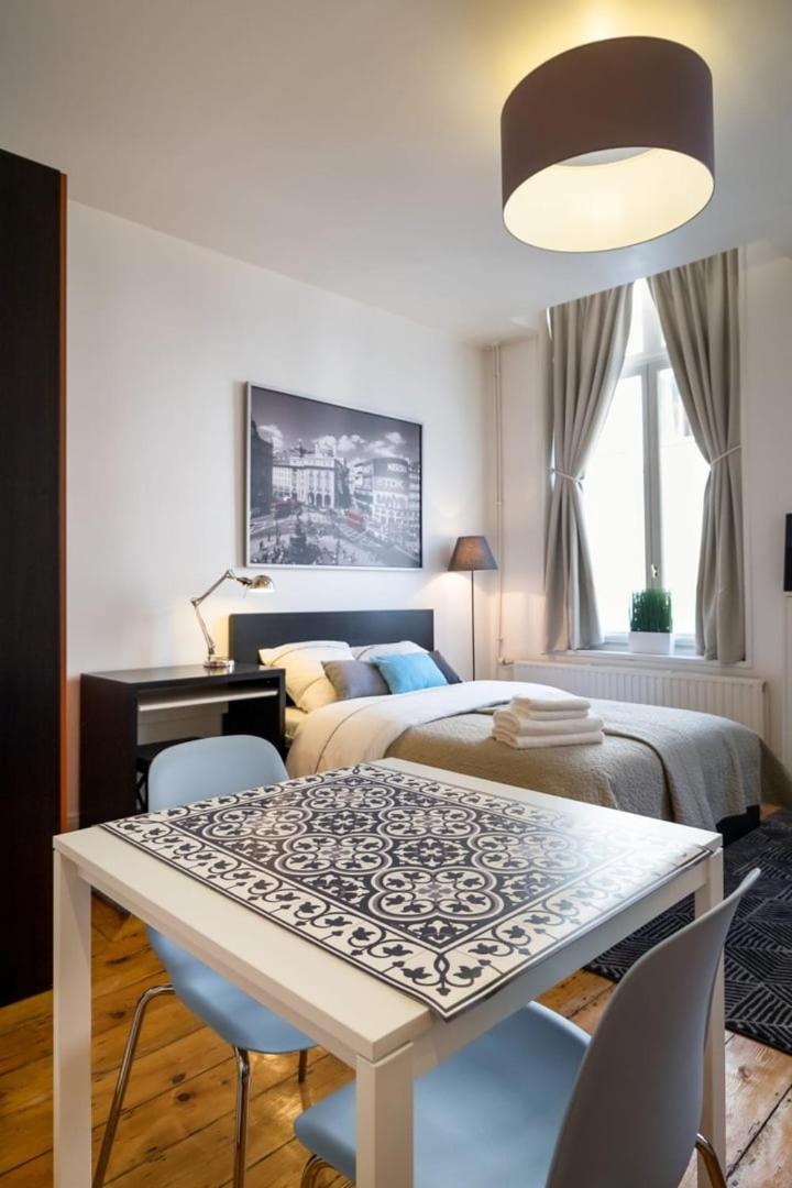 Old Town - Nice Cozy And Functional Studio Лилль Экстерьер фото